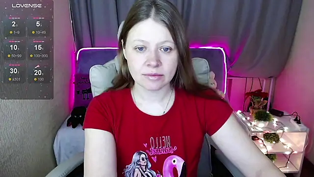 Snapshot of alekasamui chatting on 01.24.25 alekasamui online show from 01.24.25