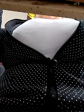   valentina18 online show from 02.18.25