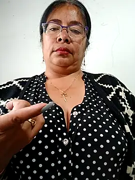   valentina18 online show from 03.04.25