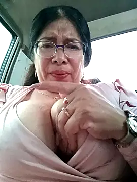   valentina18 online show from 03.17.25