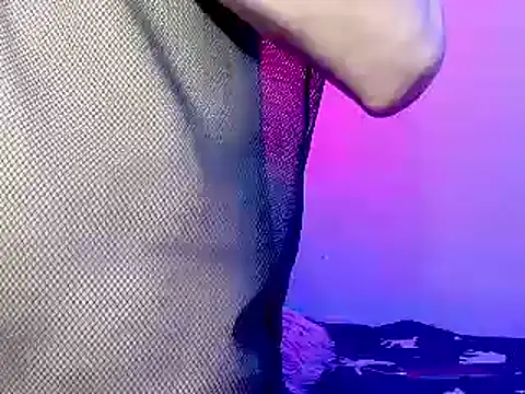 LAICK 01 online show from 12.15.24