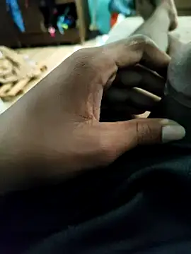 Arthu2r online show from 02.21.25