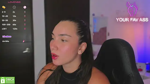 Snapshot of ava_blue chatting on 03.18.25 ava blue online show from 03.18.25