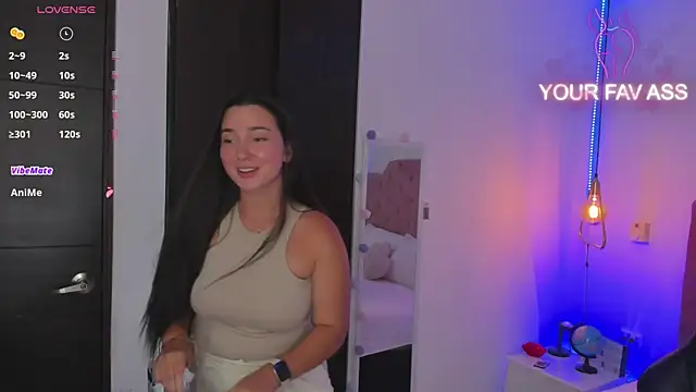 Snapshot of ava_blue chatting on 03.22.25 ava blue online show from 03.22.25