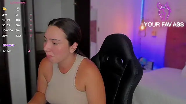 Snapshot of ava_blue chatting on 03.23.25 ava blue online show from 03.23.25