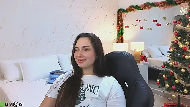 Snapshot of ava_blue chatting on 12.20.25 ava blue online show from 12.20.25