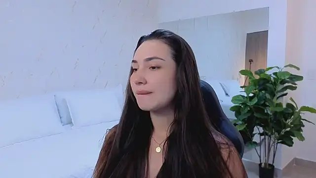 Snapshot of ava_blue chatting on 02.13.26 ava blue online show from 02.13.26