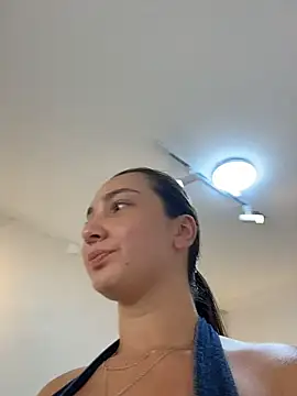 Snapshot of ava_blue chatting on 03.03.26 ava blue online show from 03.03.26