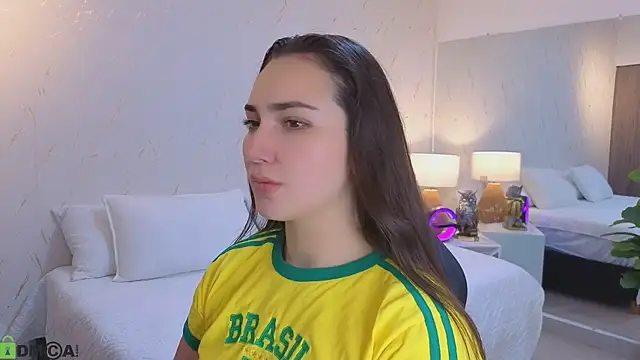 Snapshot of ava_blue chatting on 04.08.26 ava blue online show from 04.08.26