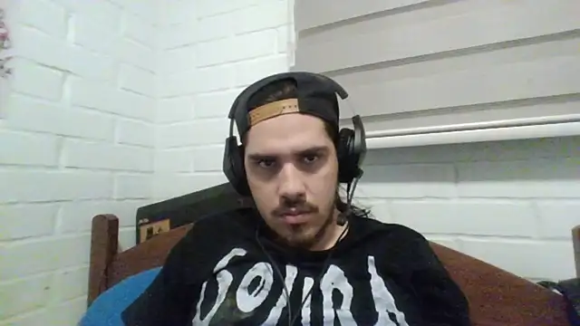 hung weeb online show from 01.17.25