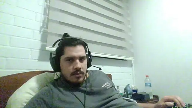 hung weeb online show from 04.03.26