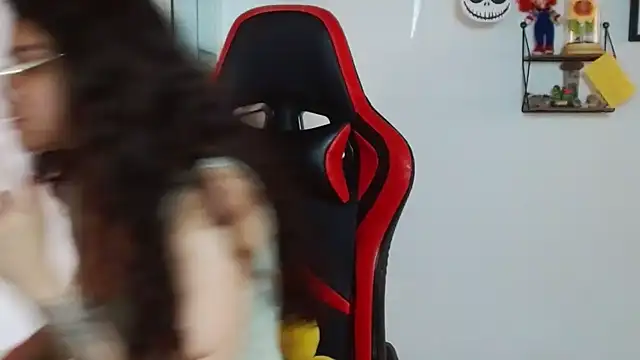 Snapshot of Nikkykora15 chatting on 01.09.25 Nikkykora15 online show from 01.09.25