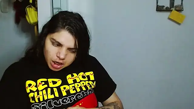 Snapshot of Nikkykora15 chatting on 02.02.25 Nikkykora15 online show from 02.02.25