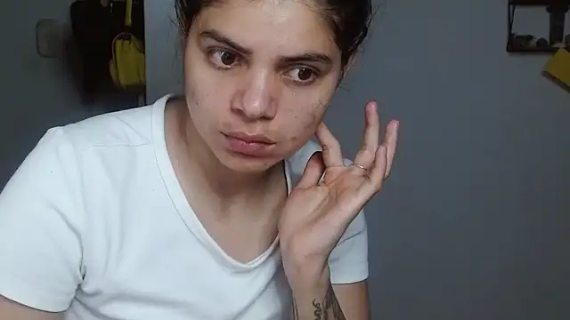 Snapshot of Nikkykora15 chatting on 02.07.25 Nikkykora15 online show from 02.07.25