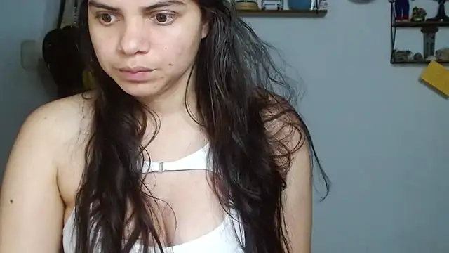 Snapshot of Nikkykora15 chatting on 02.08.25 Nikkykora15 online show from 02.08.25