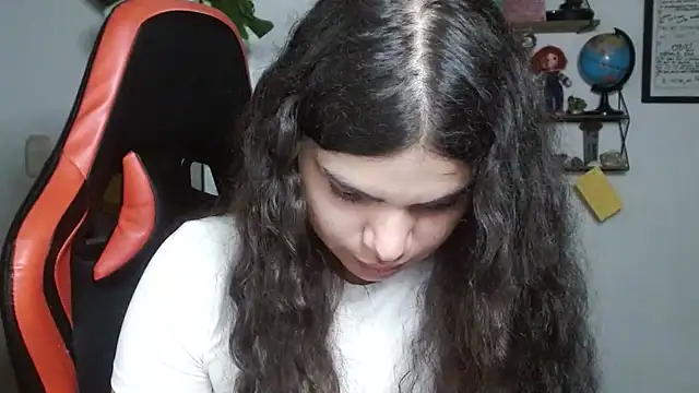 Snapshot of Nikkykora15 chatting on 02.23.25 Nikkykora15 online show from 02.23.25