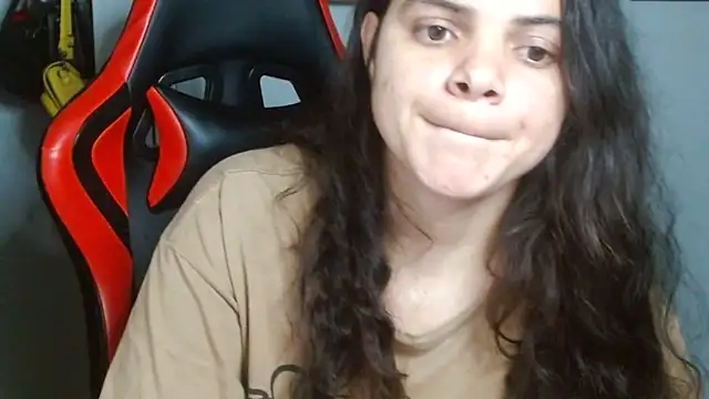 Snapshot of Nikkykora15 chatting on 03.21.25 Nikkykora15 online show from 03.21.25