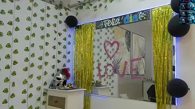 Snapshot of ChoreyTaiylor chatting on 10.01.25 ChoreyTaiylor online show from 10.01.25