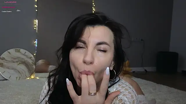 Mary love16 online show from 03.08.25