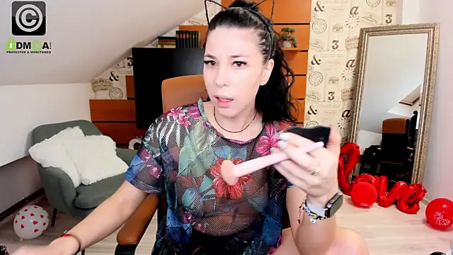 EmillyTaylor online show from 03.12.25