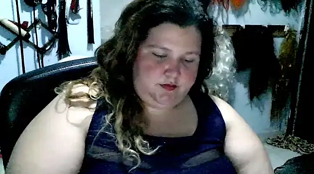 squirt322bbw online show from 03.04.25