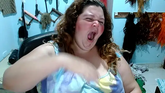 squirt322bbw online show from 09.29.25