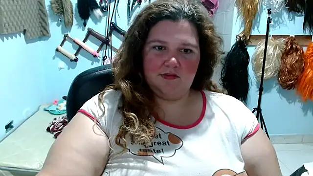 squirt322bbw online show from 10.15.25