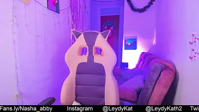 Snapshot of Nasha_abby chatting on 12.13.24 Nasha abby online show from 12.13.24