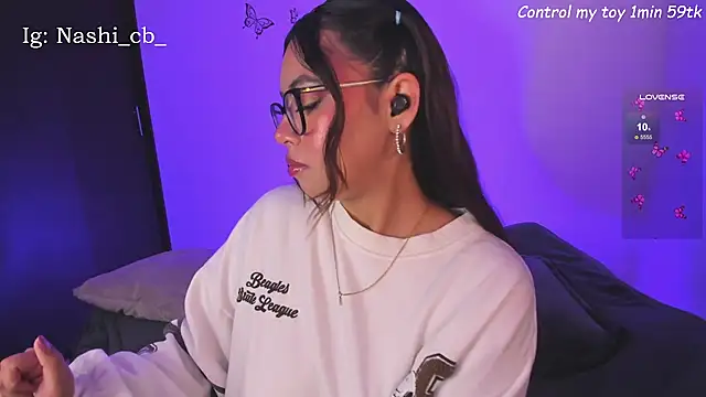 Snapshot of Nasha_abby chatting on 10.19.25 Nasha abby online show from 10.19.25