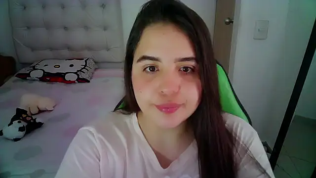 Snapshot of _alicia_z chatting on 12.14.24 alicia z online show from 12.14.24