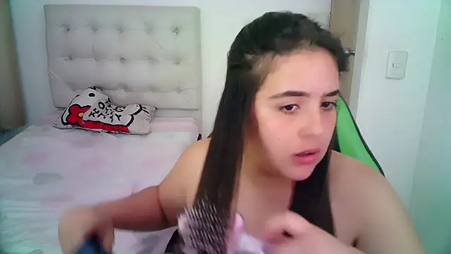 Snapshot of _alicia_z chatting on 12.26.24 alicia z online show from 12.26.24