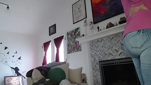 AuroraWillows online show from 03.15.25