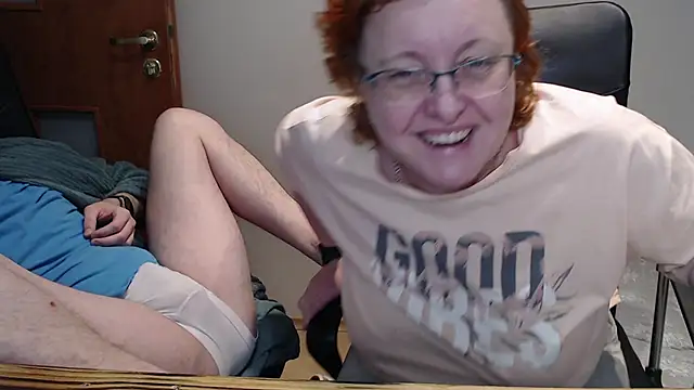 Snapshot of JoannaAndNeighbour chatting on 02.16.25 JoannaAndNeighbour online show from 02.16.25