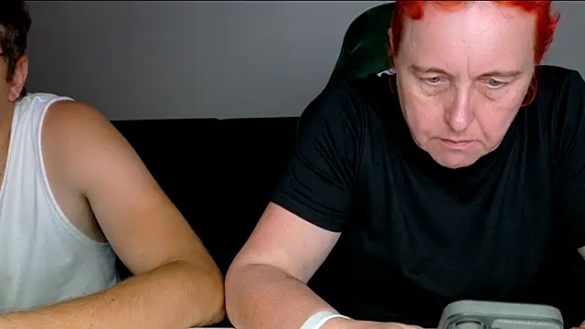 JoannaAndNeighbour online show from 07.17.26