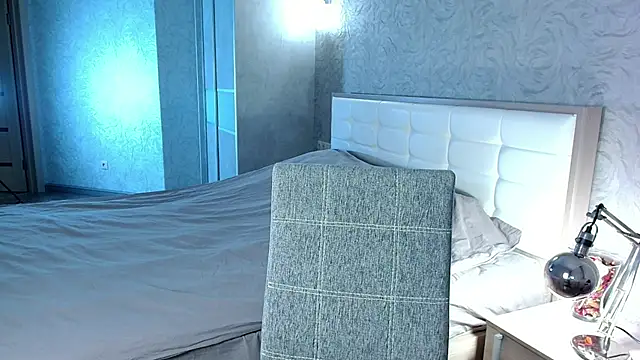 Snapshot of millllina chatting on 03.03.25 millllina online show from 03.03.25