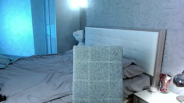 Snapshot of millllina chatting on 03.06.25 millllina online show from 03.06.25