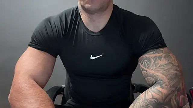 Snapshot of Mr_YourGod chatting on 12.02.25 Mr YourGod online show from 12.02.25