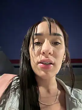   IRIS   online show from 02.05.25