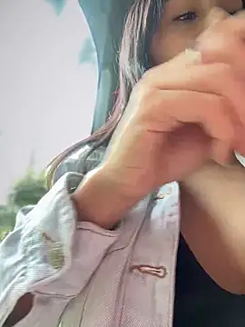   IRIS   online show from 03.18.25