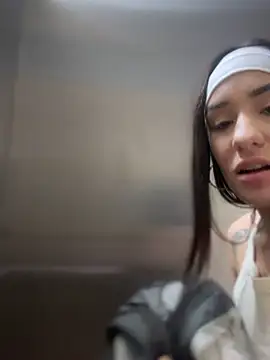   IRIS   online show from 03.19.25