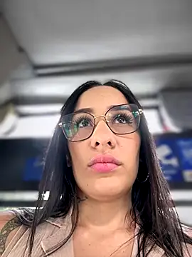   IRIS   online show from 10.15.25