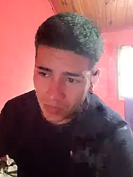 Snapshot of ynose2 chatting on 09.11.25 ynose2 online show from 09.11.25