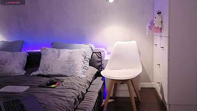 Snapshot of Alexperchik chatting on 09.23.25 Alexperchik online show from 09.23.25