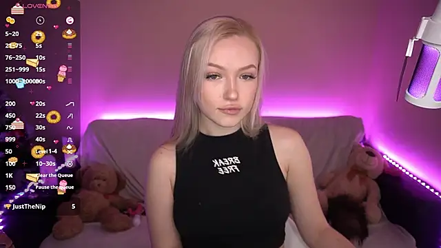 AmandaFiree online show from 01.07.25