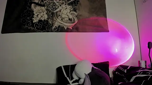 t0riayun0 online show from 01.19.25