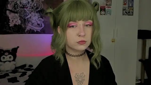 t0riayun0 online show from 01.29.25