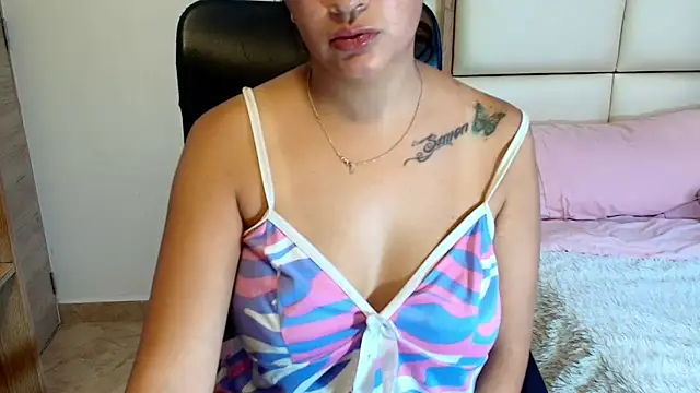sara2520 online show from 05.04.26