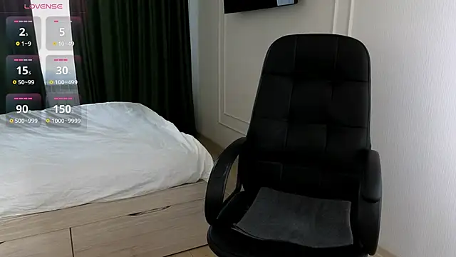 Snapshot of Rory_Reed chatting on 02.10.26 Rory Reed online show from 02.10.26