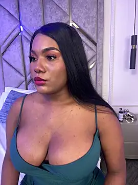 Snapshot of Sara_Boom chatting on 03.19.25 Sara Boom online show from 03.19.25