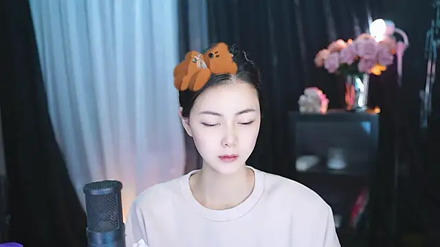 Ocean--Lili online show from 03.17.25